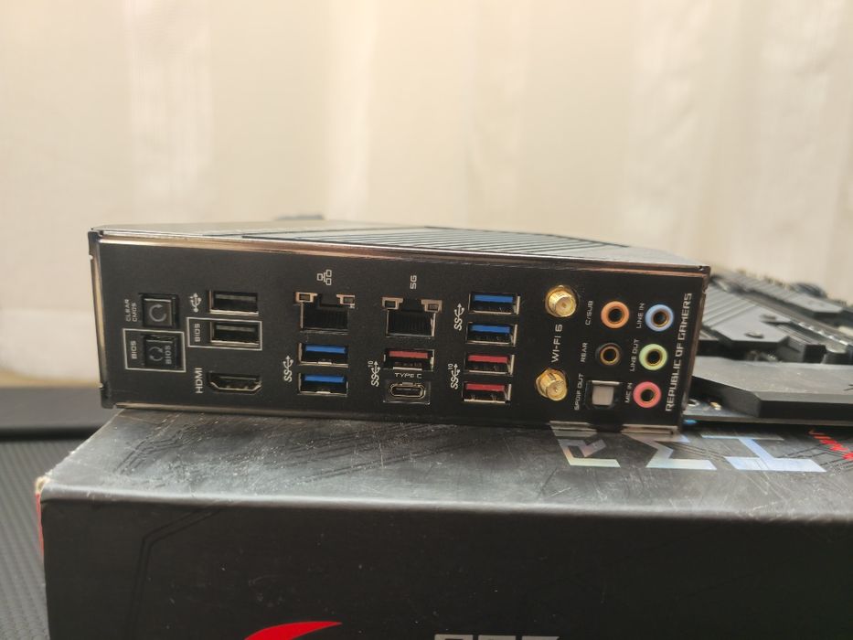 Комплект ASUS ROG Maximus XII Hero (Wi-Fi) + Intel Core i7-10700K (LGA1200)