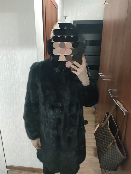 Продам норковую шубу