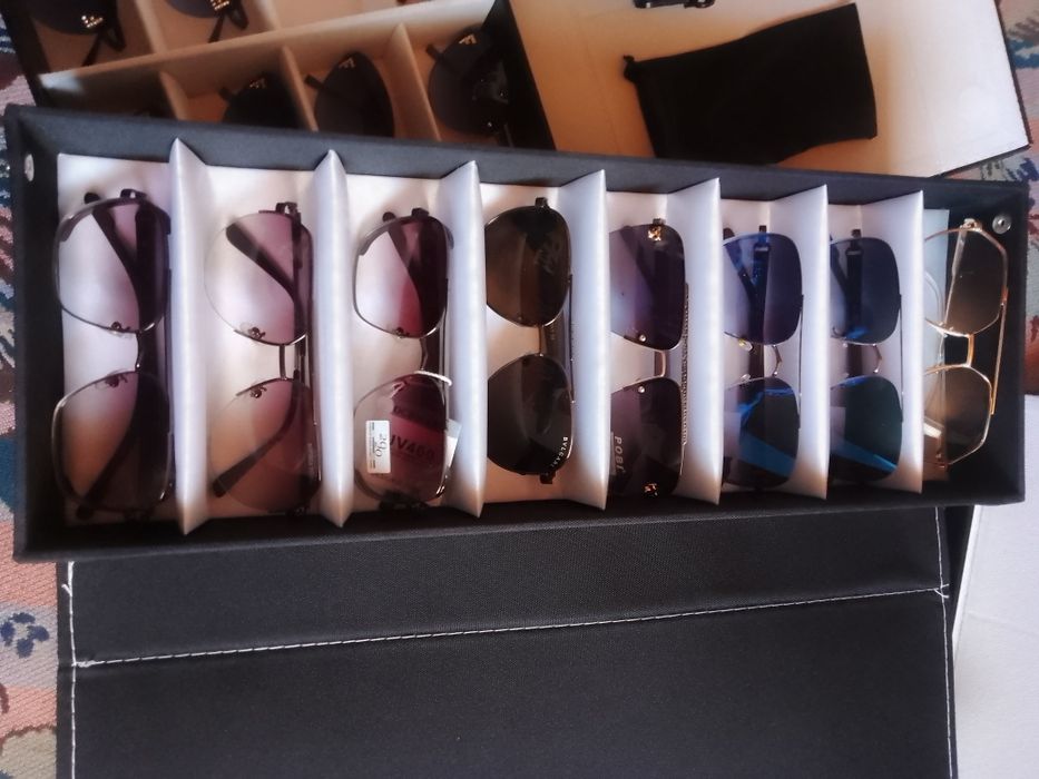 Очки новые разные