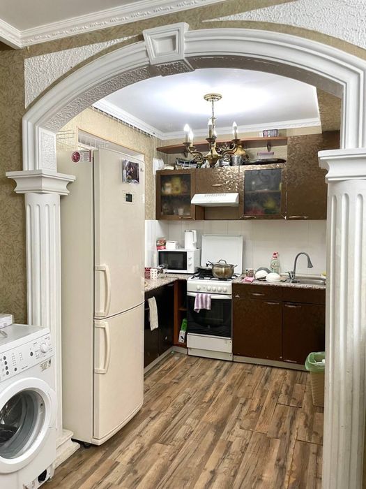 Ищем в комнату на подселение(только девушек!)