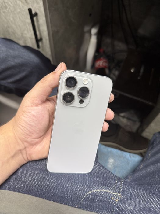 iPhone 15 pro 256 gb