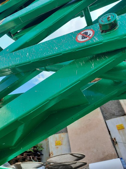 12,2 метра! Продавам и отдавам под наем ножична вишка; Вишка; скеле; п