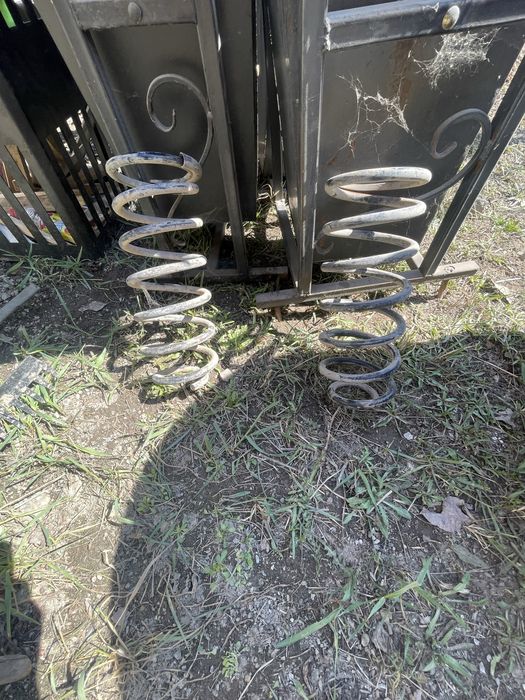 Задние пружины Prado 95