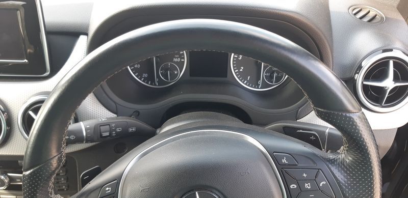 Волан с еърбег Мерцедес Б класа W246