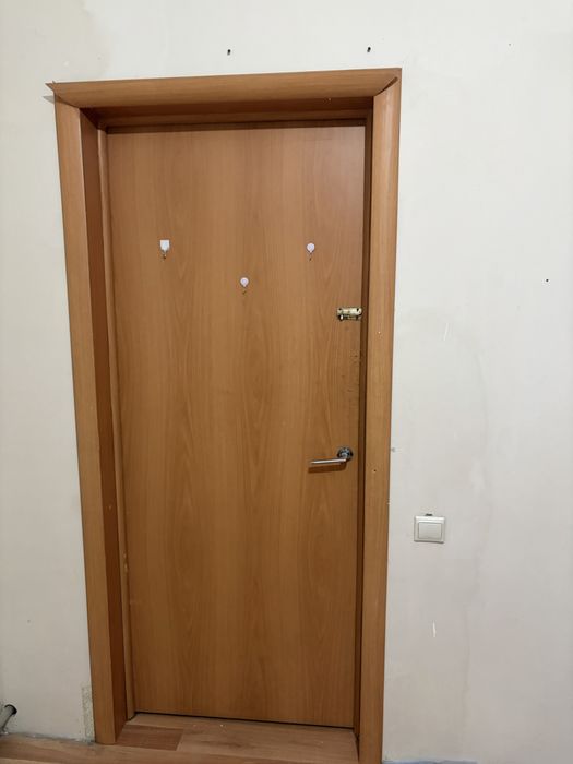 Продам двери в хорошем состоянии