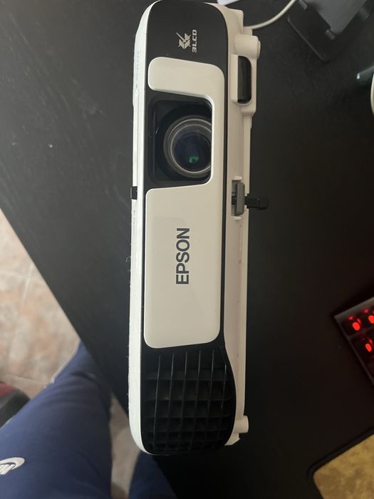 Vand videoproiector Epson EB-W41