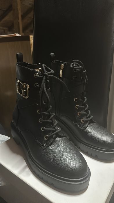 Дамски оригинални боти/ботуши guess