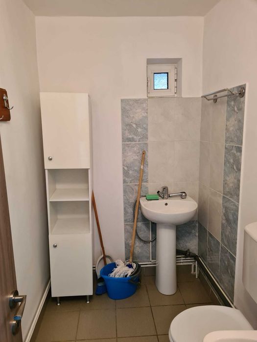 P.F. Dau in chirie spatiu comercial in cetate Alba Iulia
