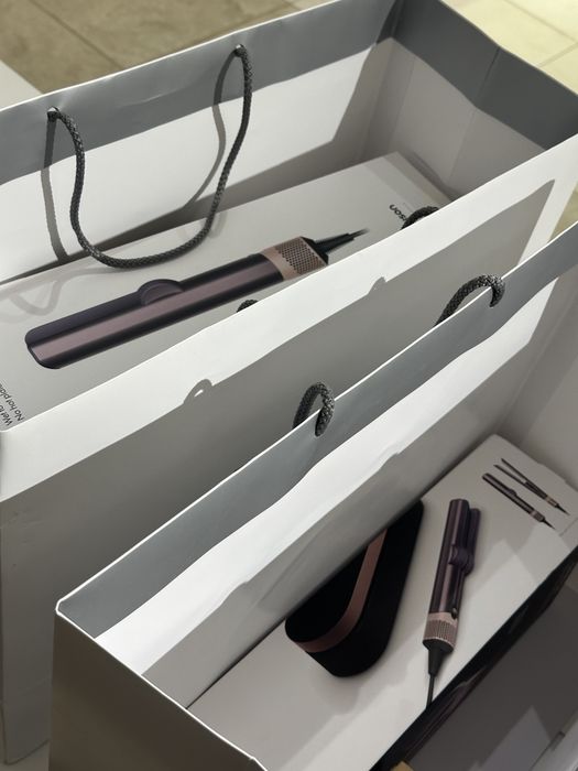 Фен выпрямитель Dyson