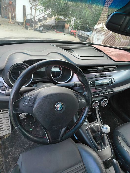 ALFA ROMEO Giulietta 2010 — imagine 4