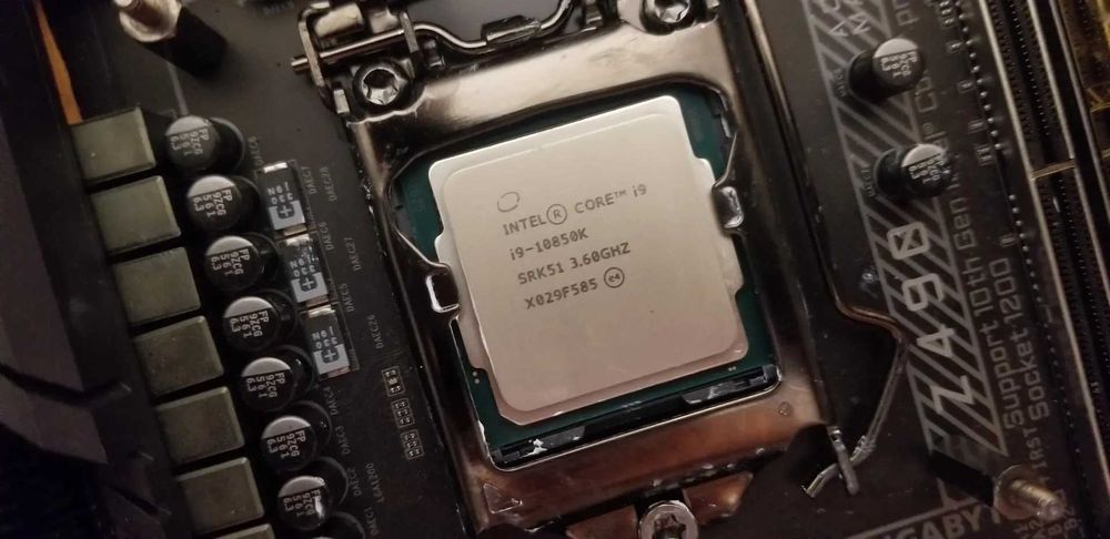 KIT Intel I9 10850K cu ASUS ROG STRIX Z490-E Wifi