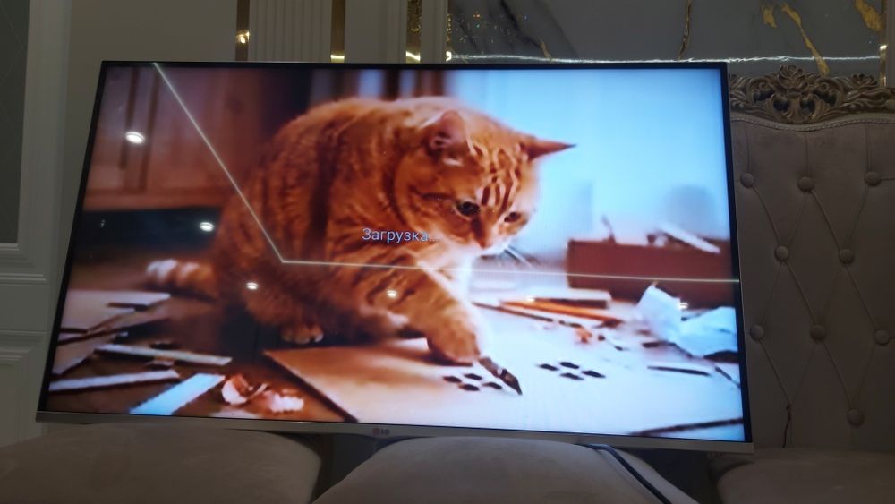 LG смарт ТВ 47×130