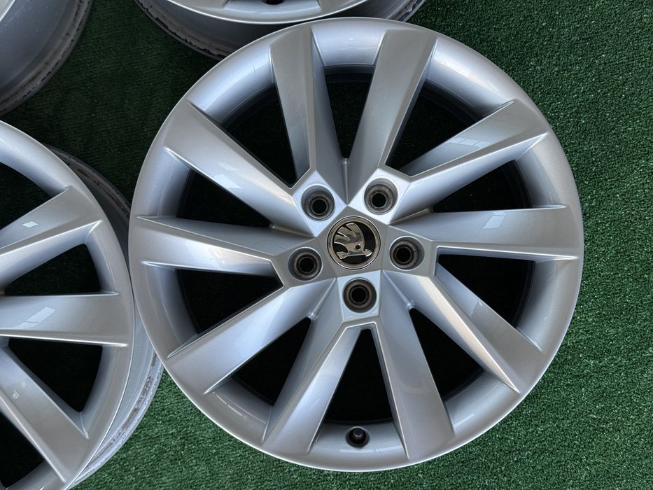 4бр. ОТЛИЧНИ 17” ОРИГИНАЛНИ Джанти 5х112 *STRATOS* за -SKODA Superb/AUDI/SEAT/VW/Vag- 7.0Jx17H2, ET40