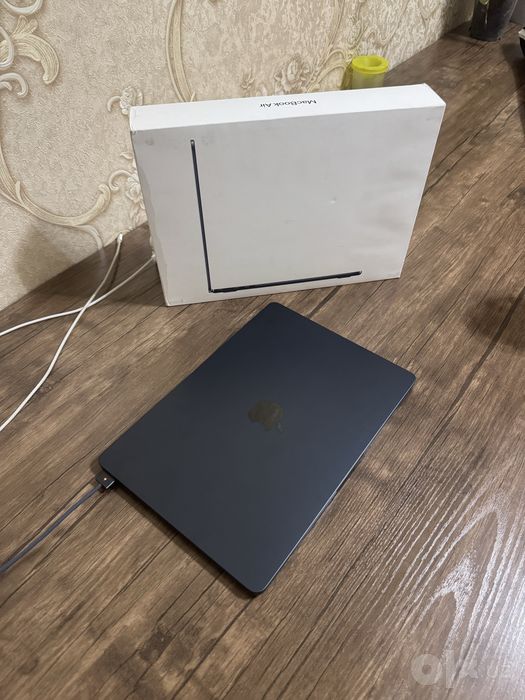 Macbook Air 13 M4 16/256gb