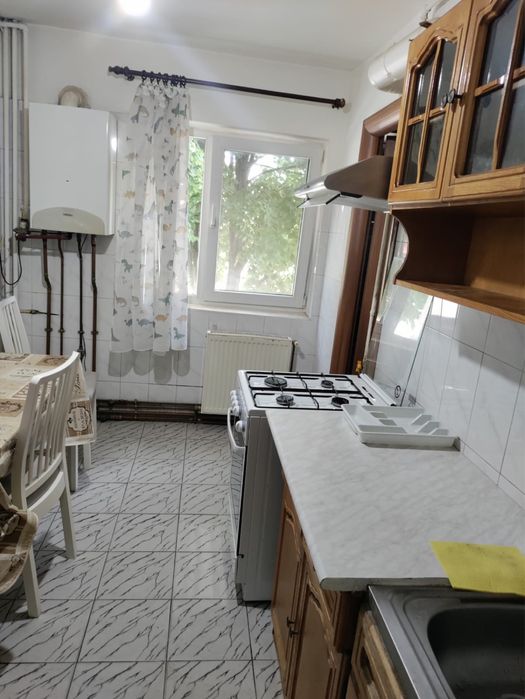 Proprietar, 2 cam, dec, Aviatiei metrou, centrala proprie, etaj 1