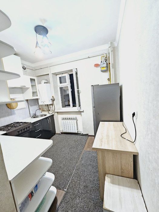 Sergeli 5A Oʻzgarish metro oldida 2xonali