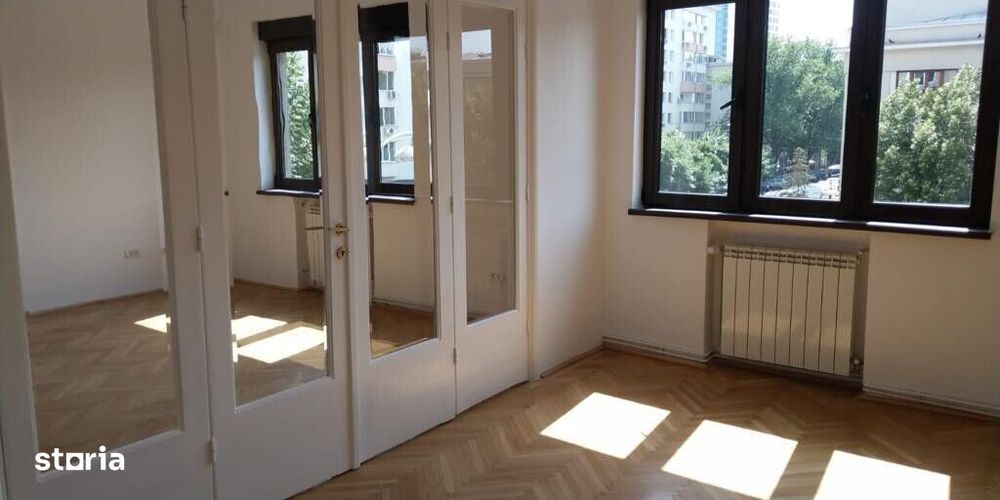 Apartament 5 camere renovat complet – Piața Amzei,