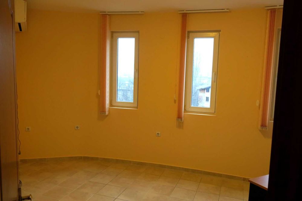 Офис - Многофункционален - Център