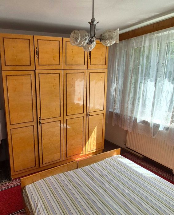 De inchiriat :Apartment 3 camere cu balcon, 125mp