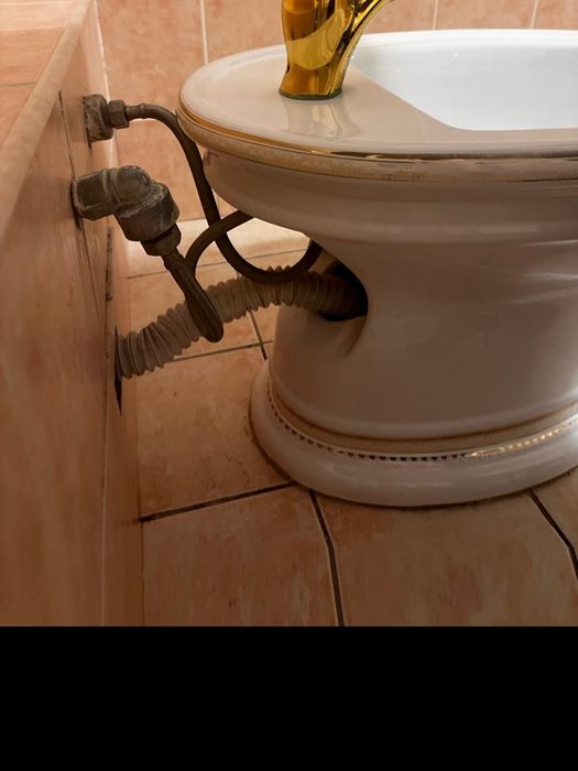 Продам биде 5000