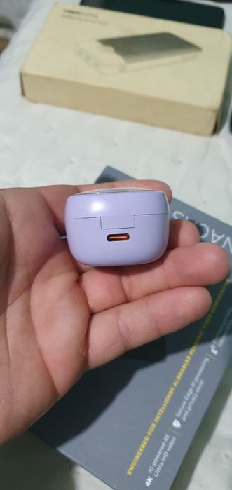 Căști wireless Băsescu mov