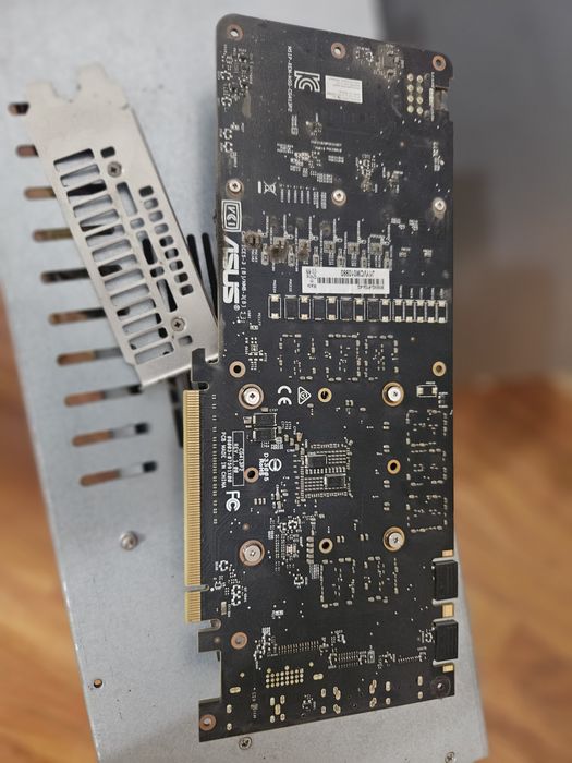 Vand rig mining 8gpu (gtx 970 - gtx 1070)