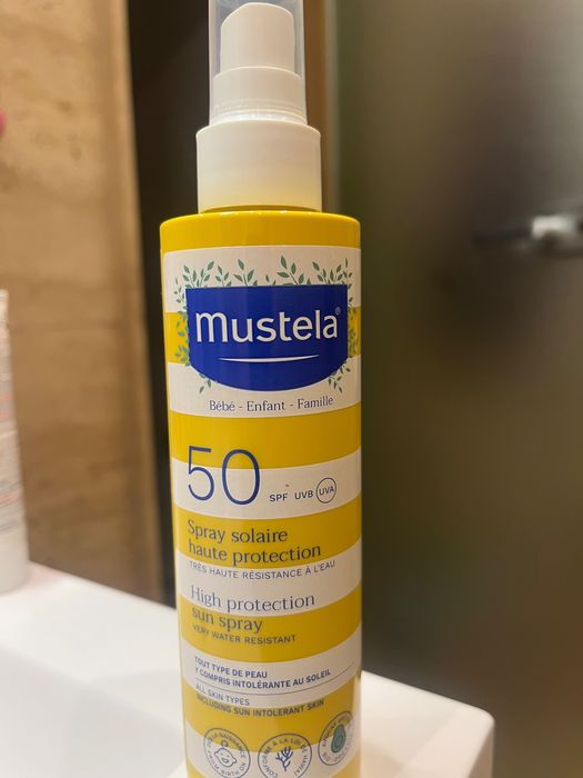 Mustela защитен крем 50 spf
