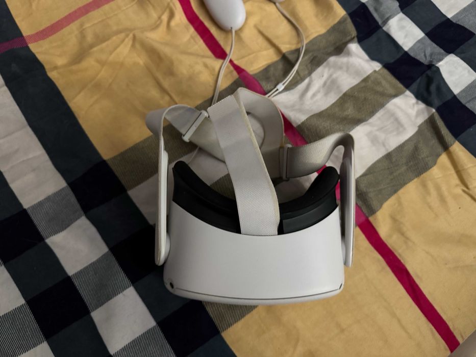 Oculus Quest 2 VR очки в отличном состоянии 256 GB