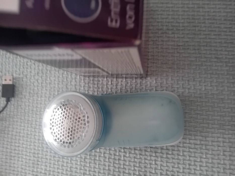 Perie curățat scame Philips