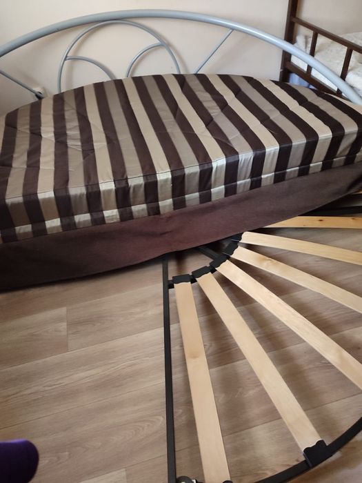 Продам диван кровать. Срочно.