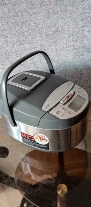 Продам мультиварку и фритюрницу