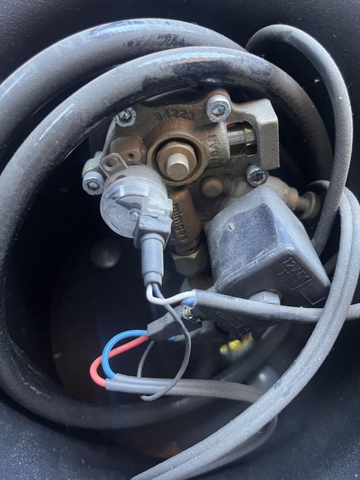 На части BMW Е39 M52B25TU