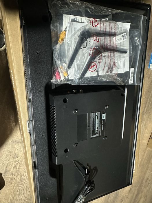 Телевизор TCL 32 дюйма