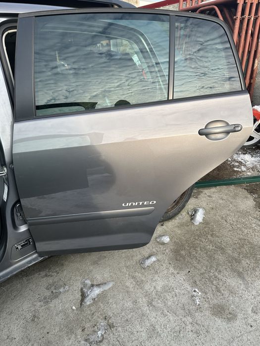 Usa ,portiera , stanga spate vw golf 5 Plus