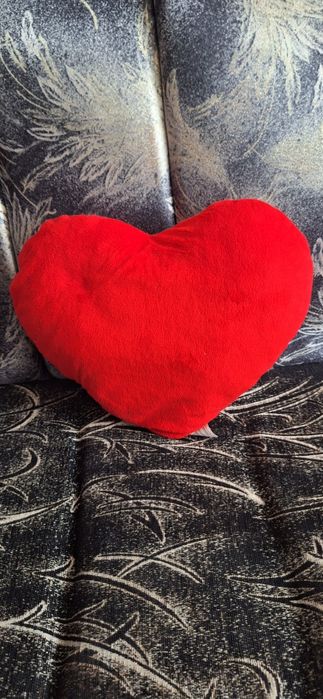 Големи и средна големина плюшени играчки