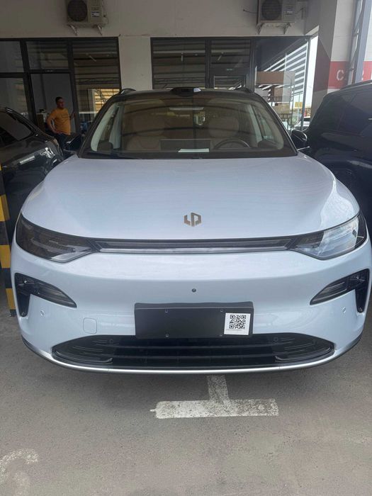 Leapmotor C11 EV 2025 с Пробегом 1500