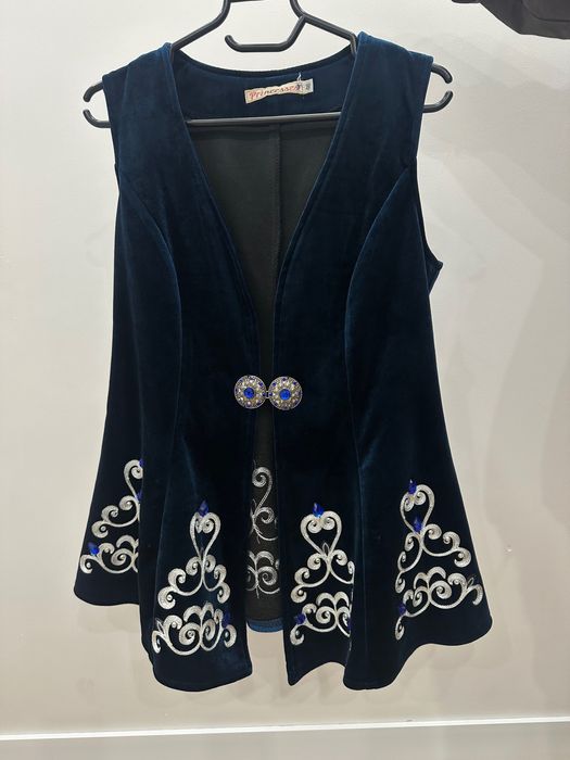 Казахский национальный жилет