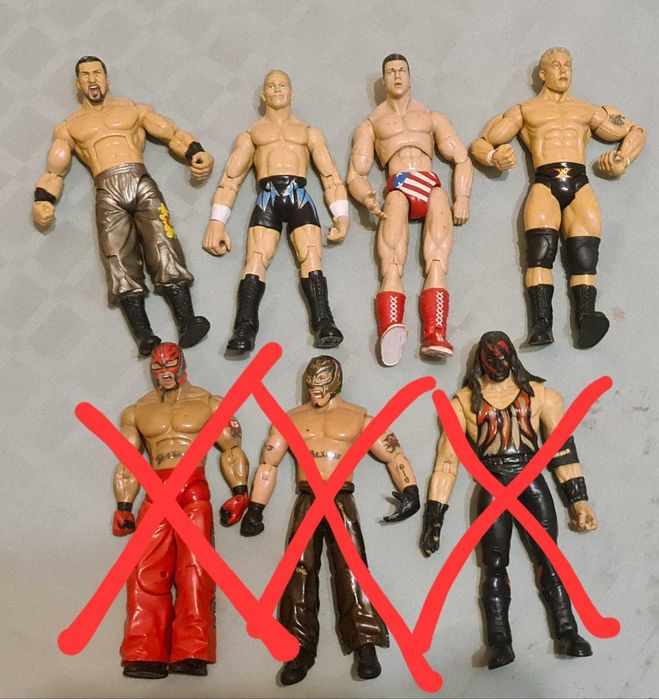 Фигурки на кечисти 20лв / бр.