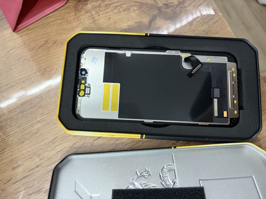 Экран на Iphone 13