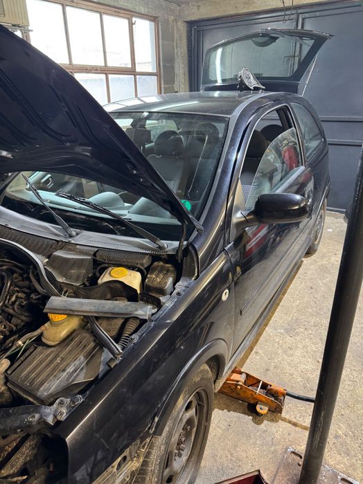 Opel corsa C 2002-2006 на части