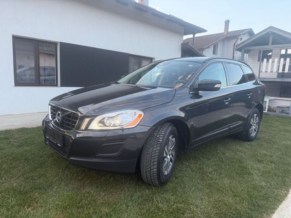 Volvo xc60  2012.