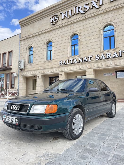 Срочно продам ауди с4