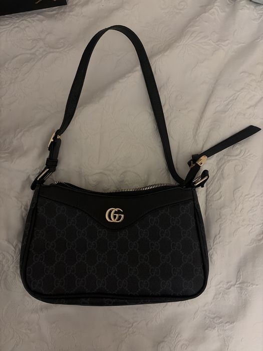 Geanta model gucci