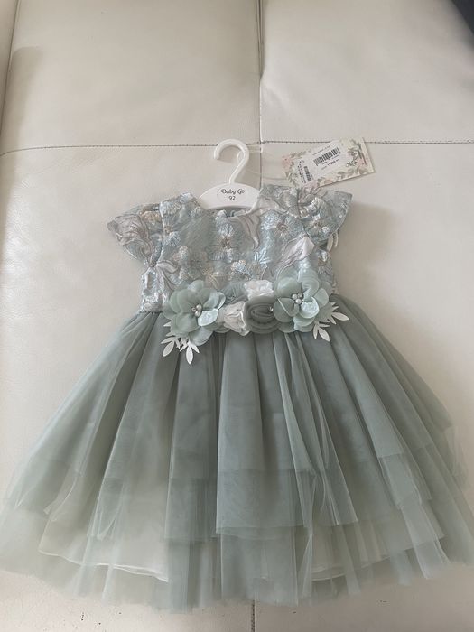 Продам платье для девочек