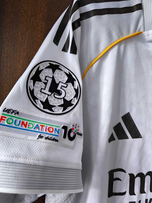 Тениска на Реал Мадрид Real Madrid 25/26 Authentic изпълнение