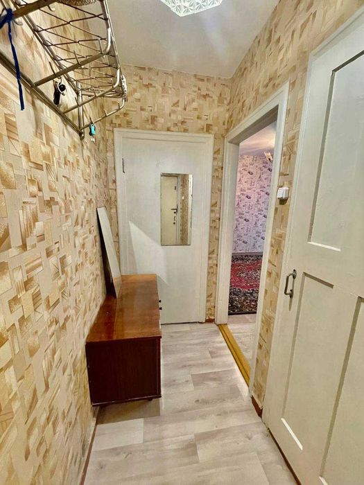 Продаётся 2 комн. квартира, район 3 школа