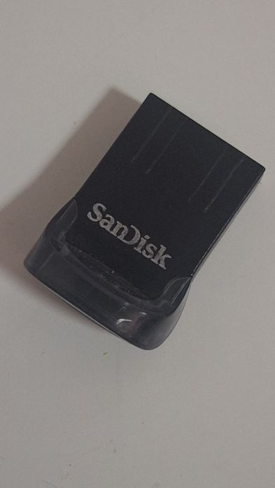Memorie USB SanDisk