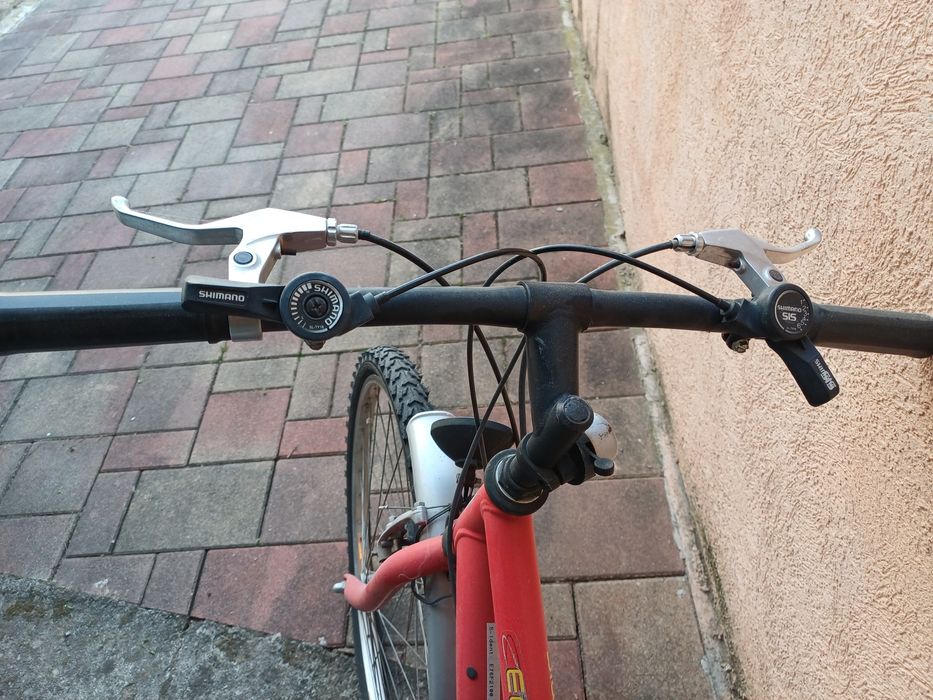 Vând bicicletă 18 viteze