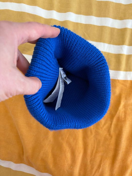 Caciula Hot Wheels albastra, noua, cu eticheta