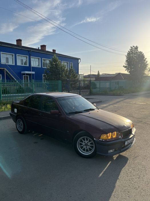 Продам бмв е36 м40б18